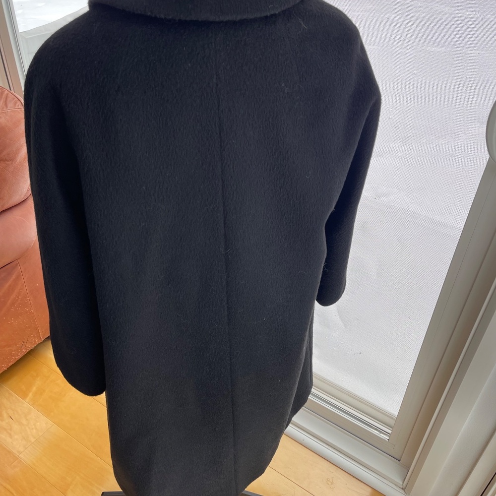 Vintage 1960s Black Capwells Alpaca Lady Coat - Picture 4 of 9